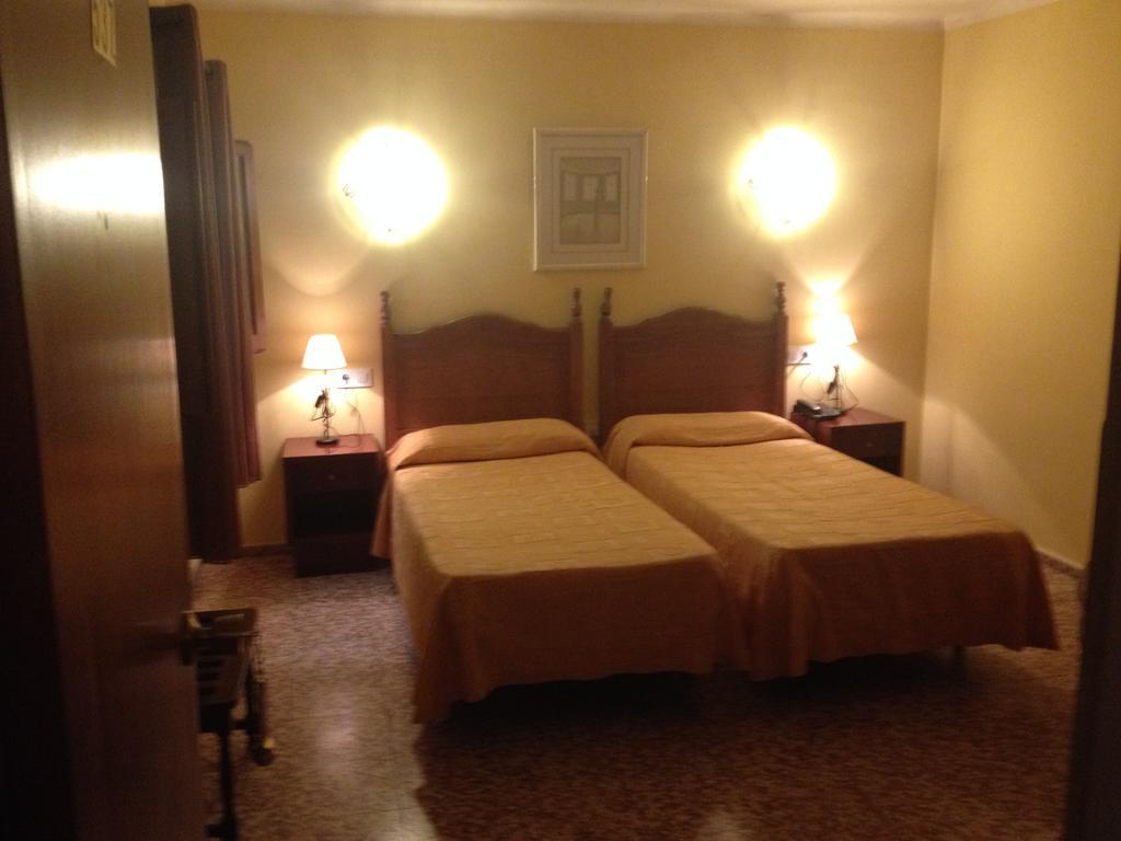 Hotel Les Fonts - Adults Only อันดอร์รา ลา เวลลา ภายนอก รูปภาพ