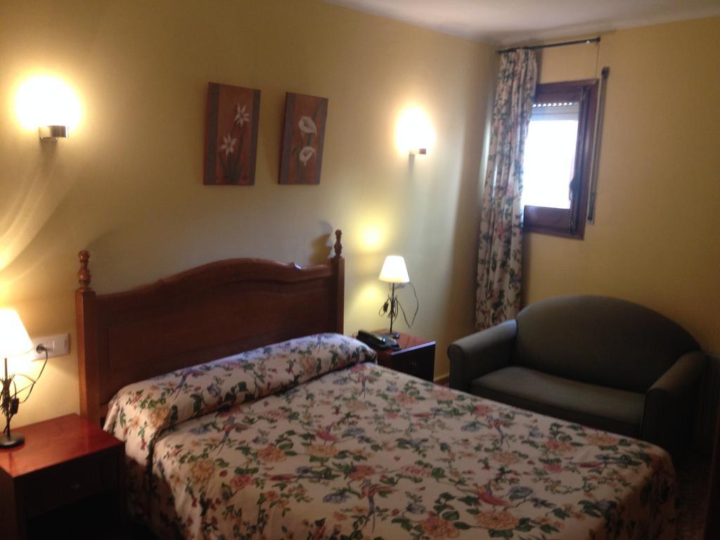 Hotel Les Fonts - Adults Only อันดอร์รา ลา เวลลา ภายนอก รูปภาพ