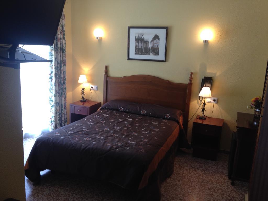 Hotel Les Fonts - Adults Only อันดอร์รา ลา เวลลา ภายนอก รูปภาพ